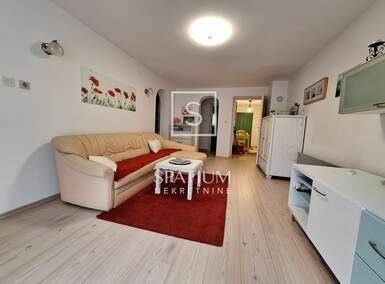 Dvosoban stan, Viškovo, Mladenići, najam, 550 €, 65 m2