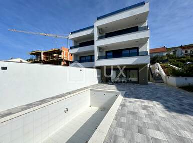 Cetvorosoban stan, Crikvenica, Dramalj, prodaja, 585000 €, 152 m2