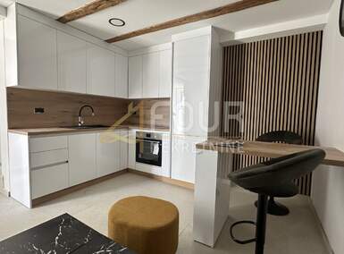 Dvosoban stan, Rijeka, Krimeja, prodaja, 165000 €, 33 m2