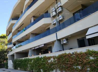 Dvosoban stan, Pula, prodaja, 380000 €, 100 m2