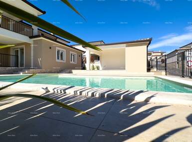 Kuca, Umag, prodaja, 1600000 €, 240 m2