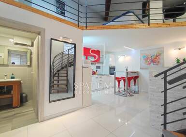 Jednosoban stan, Kastav, Trinajstići, najam, 700 €, 45 m2