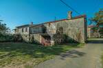 Kuca, Buje, prodaja, 330000 €, 250 m2