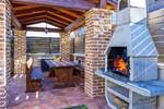 Kuca, Medulin, prodaja, 850000 €, 200 m2