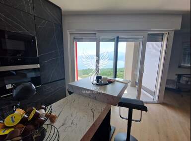 Trosoban stan, Rijeka, Martinkovac, prodaja, 380000 €, 101 m2