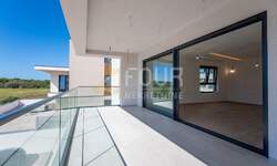 Cetvorosoban stan, Pula, Štinjan, prodaja, 498000 €, 132 m2