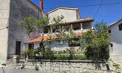 Kuca, Buzet, Roč, prodaja, 450000 €, 450 m2