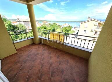 Trosoban stan, Dobrinj, Klimno, prodaja, 215000 €, 71 m2