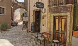 Apartman, Bale, prodaja, 910000 €, 400 m2