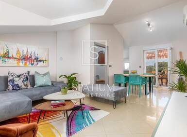 Trosoban stan, Fažana, prodaja, 285000 €, 75 m2