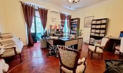 Poslovni prostor, Rijeka, Centar, najam, 800 €, 60 m2