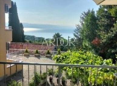 Cetvorosoban stan, Opatija, Oprić, prodaja, 370000 €, 86 m2