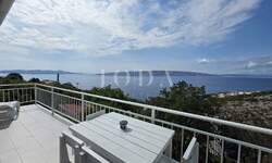 Kuca, Senj, prodaja, 430000 €, 250 m2