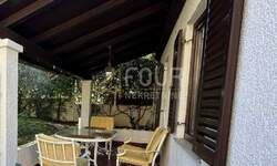 Kuca, Poreč, Kukci, prodaja, 390000 €, 197 m2