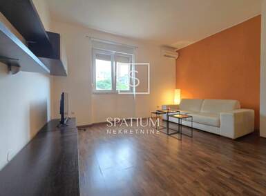 Trosoban stan, Rijeka, Belveder, najam, 750 €, 62 m2