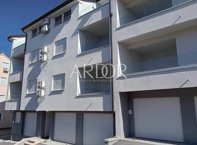Trosoban stan, Crikvenica, prodaja, 264825 €, 58 m2
