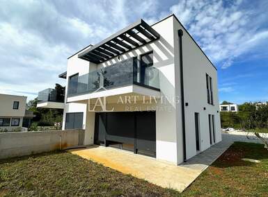 Kuca, Novigrad, prodaja, 590000 €, 125 m2