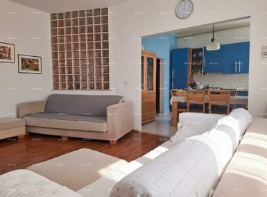 Dvosoban stan, Pula, prodaja, 275000 €, 81 m2