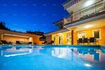 Kuca, Rovinj, prodaja, 1050000 €, 550 m2