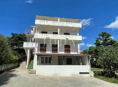 Kuca, Novalja, prodaja, 495000 €, 400 m2