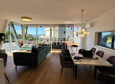Stan, Kostrena, prodaja, 750000 €, 110 m2