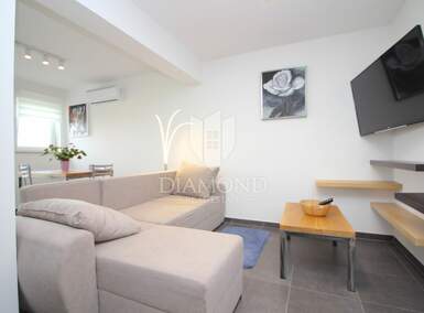 Dvosoban stan, Kršan, najam, 550 €, 36 m2