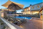 Kuca, Poreč, prodaja, 950000 €, 270 m2