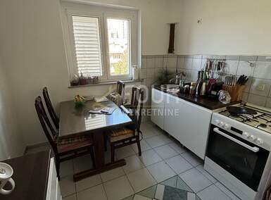 Dvosoban stan, Rijeka, Donja Vežica, prodaja, 180000 €, 47 m2