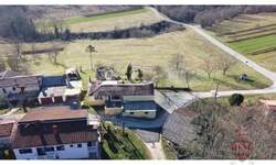 Kuca, Pićan, prodaja, 230000 €, 256 m2
