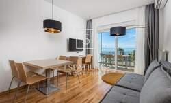 Dvosoban stan, Opatija, Ičići, najam, 950 €, 45 m2