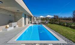 Kuca, Poreč, prodaja, 1330000 €, 241 m2