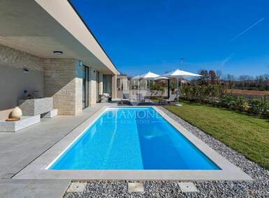 Kuca, Poreč, prodaja, 1330000 €, 241 m2