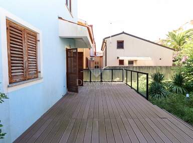 Kuca, Pula, Nova Veruda, prodaja, 430000 €, 290 m2