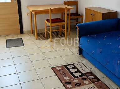 Jednosoban stan, Rijeka, Banderovo, najam, 280 €, 17 m2