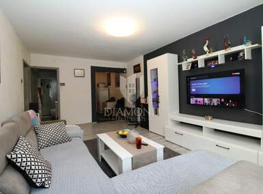 Dvosoban stan, Rijeka, Turnić, prodaja, 195000 €, 56 m2