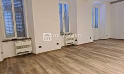 Poslovni prostor, Rijeka, Centar, najam, 1000 €, 63 m2