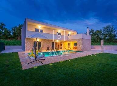Kuca, Svetvinčenat, Juršići, prodaja, 650000 €, 243 m2
