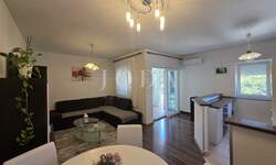 Trosoban stan, Novi Vinodolski, prodaja, 270000 €, 66 m2
