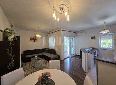 Trosoban stan, Novi Vinodolski, prodaja, 270000 €, 66 m2