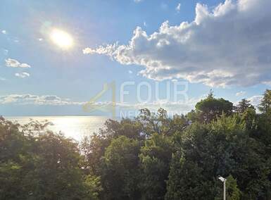 Cetvorosoban stan, Opatija, Opatija - Centar, prodaja, 385000 €, 101 m2