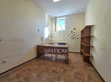 Poslovni prostor, Rijeka, Škurinje, najam, 900 €, 100 m2