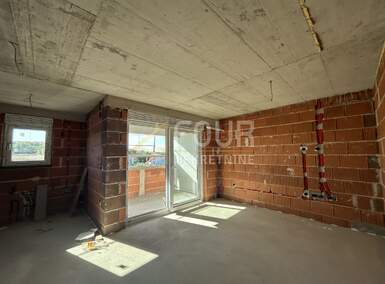 Trosoban stan, Pula, Valdebek, prodaja, 246600 €, 54 m2
