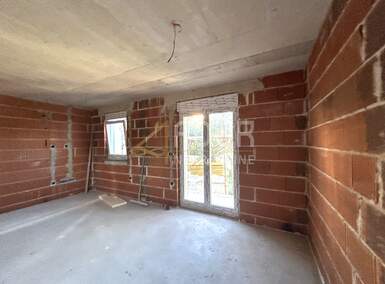 Trosoban stan, Pula, Valdebek, prodaja, 195500 €, 54 m2
