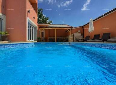 Kuca, Medulin, MUKALBA, prodaja, 694000 €, 360 m2