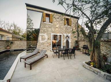 Kuca, Privlaka, prodaja, 570000 €, 100 m2