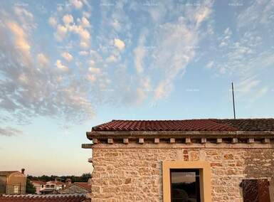 Kuca, Poreč, prodaja, 402000 €, 180 m2