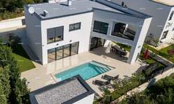 Kuca, Banjole, Volme, prodaja, 1600000 €, 168 m2
