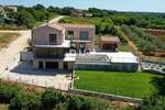 Kuca, Višnjan, prodaja, 1190000 €, 377 m2