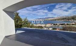 Kuca, Pag, prodaja, 375000 €, 301 m2