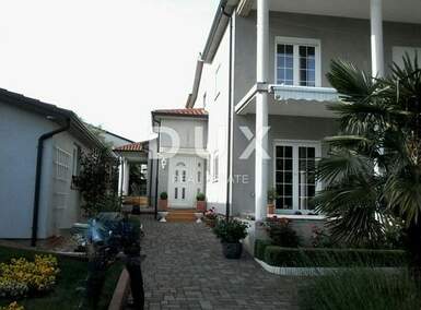 Kuca, Umag, prodaja, 600000 €, 320 m2